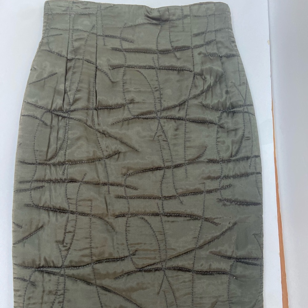 MARTINE DOUVIER-QUILTED PENCIL SKIRT, SIZE S, NEW WITHOUT TAGS, MADE IN FRANCE